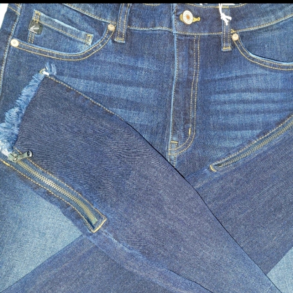 Kancan jeans! Freaking adorable,  bought wrong size my loss your gain! Sz 11/29